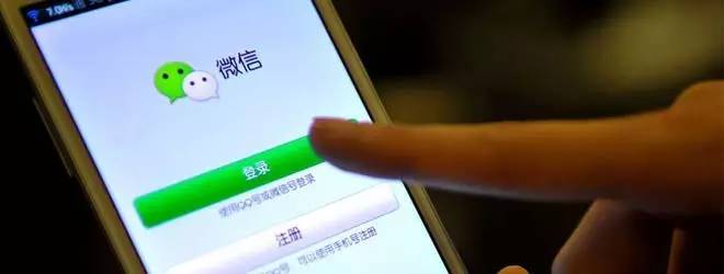 聊天群的日常生活最新版-聊天群的日常生活内置修改器无限金币下载v.0.40